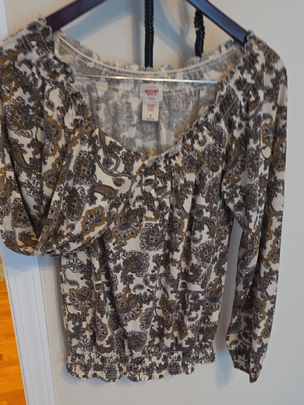Mossimo Supply Co. Cream Paisley Long-Sleeve Peasant Blouse